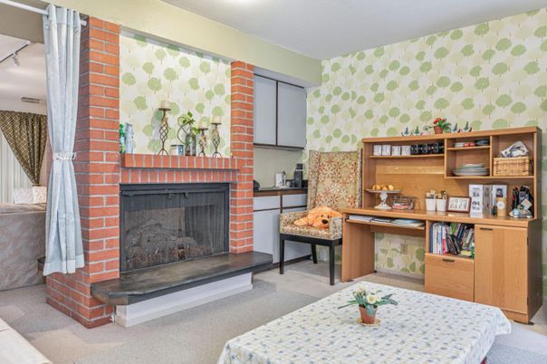 Fireplace, Interior