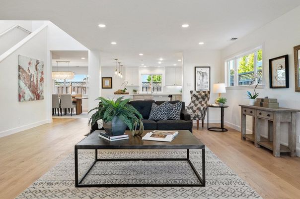 Chandelier, Dining room, Interior, Kitchen, Living room, Pendant Lights, Recessed Lighting, Wood Texture Flooring