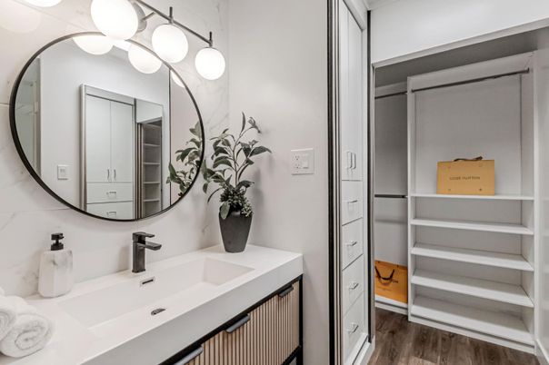 Bathroom, Interior, Wood Texture Flooring