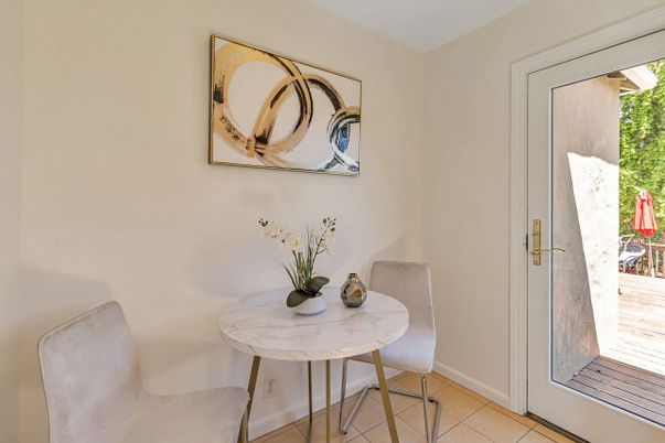 Dining room, Interior