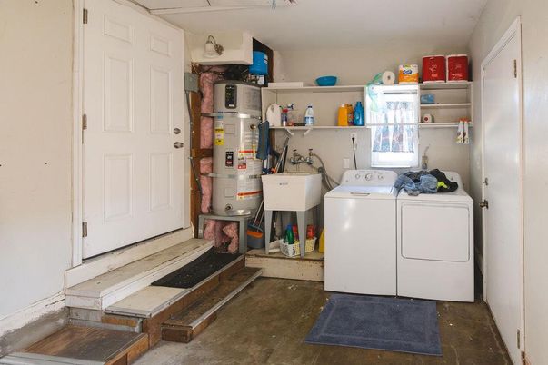 Interior, Utility Closets, Washer
