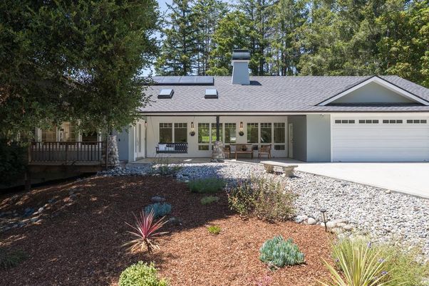 Attached, Exterior, Facade, Solar Panels, Ranch