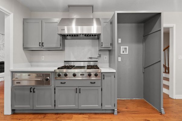 Interior, Kitchen, Stainless Steel Appliances, Wood Texture Flooring