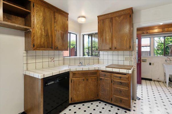 Interior, Kitchen, Tile Countertops