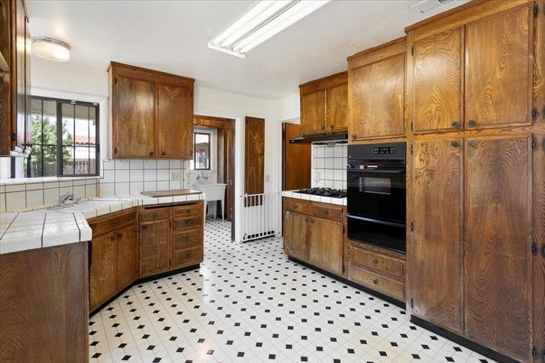 Interior, Kitchen, Tile Countertops