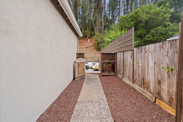 Backyard, Exterior