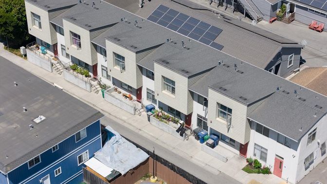 Exterior, Drone