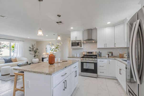 Interior, Kitchen, Living room, Marble, Pendant Lights, Recessed Lighting, Stainless Steel Appliances