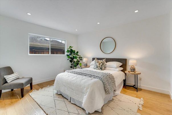 Bedroom, Interior, Recessed Lighting, Wood Texture Flooring
