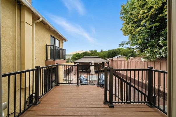Exterior, Wood Texture Flooring