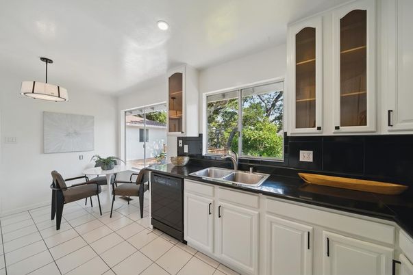 Dining room, Interior, Kitchen, Pendant Lights, Recessed Lighting