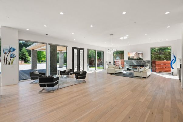 Fireplace, Interior, Living room, Pendant Lights, Recessed Lighting, Wood Texture Flooring