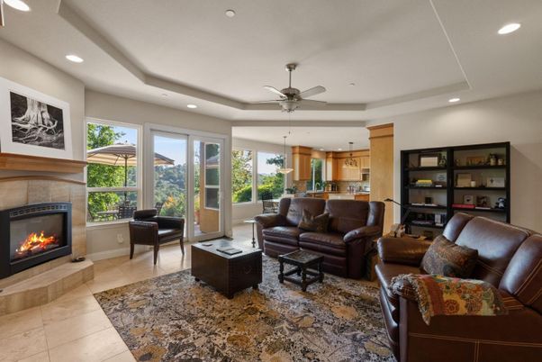 Fireplace, Interior, Living room, Pendant Lights, Recessed Lighting