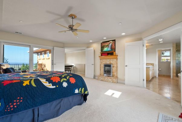 Bedroom, Fireplace, Interior, Recessed Lighting, Water