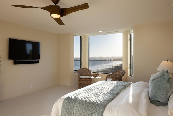 Bedroom, Interior, Recessed Lighting, Water