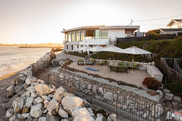 Exterior, Water