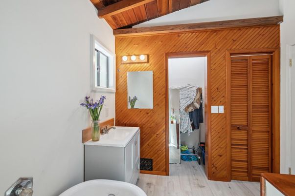 Bathroom, Interior, Wooden Beams, Wooden Ceilings, Wood Texture Flooring, Wooden Walls