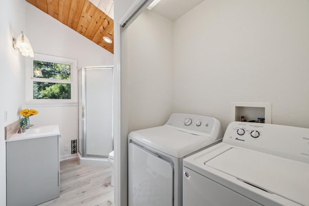 Interior, Utility Closets, Washer, Wooden Ceilings, Wood Texture Flooring