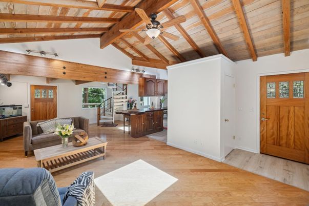 Interior, Kitchen, Living room, Wooden Beams, Wooden Ceilings, Wood Texture Flooring