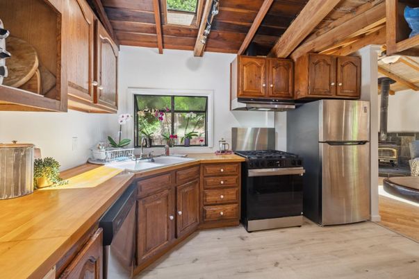 Interior, Kitchen, Stainless Steel Appliances, Wooden Beams, Wooden Ceilings, Wood Texture Flooring