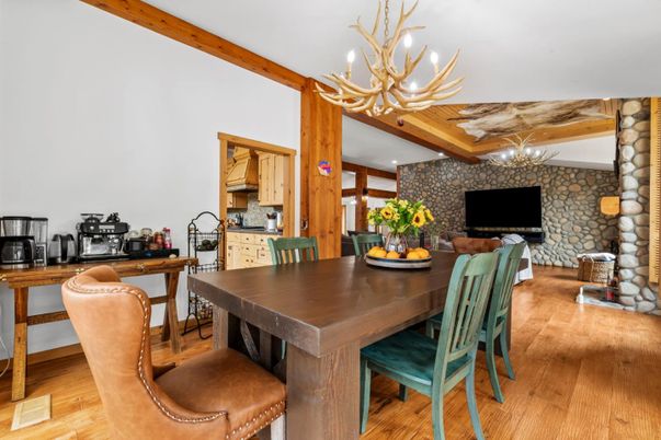 Chandelier, Dining room, Interior, Kitchen, Stone Walls, Wood Texture Flooring