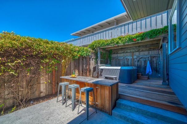 Exterior, Hot Tub