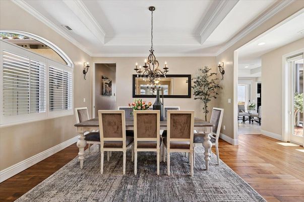 Chandelier, Dining room, Interior, Recessed Lighting, Wood Texture Flooring