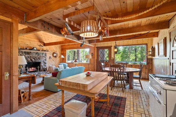 Chandelier, Dining room, Fireplace, Interior, Kitchen, Living room, Pendant Lights, Wooden Beams, Wooden Ceilings, Wooden Walls