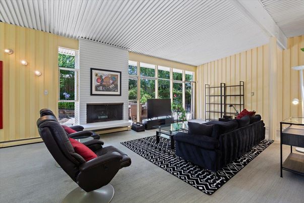 Fireplace, Interior, Living room