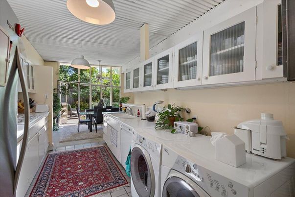 Dining room, Interior, Washer