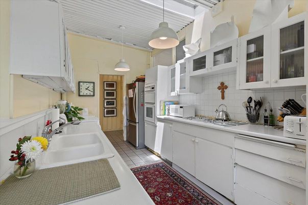 Interior, Kitchen, Pendant Lights, Tile Countertops