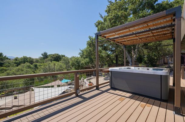 Exterior, Hot Tub