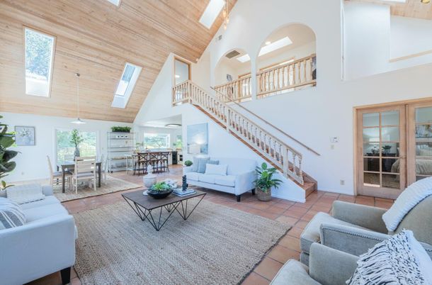 Dining room, Interior, Living room, Pendant Lights, Recessed Lighting, Wooden Ceilings