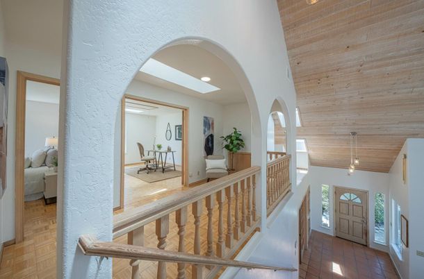 Interior, Pendant Lights, Recessed Lighting, Wooden Ceilings