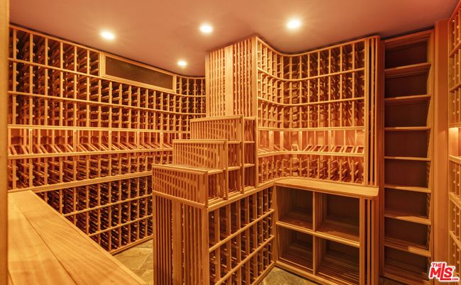 Interior, Recessed Lighting, Wine Storage