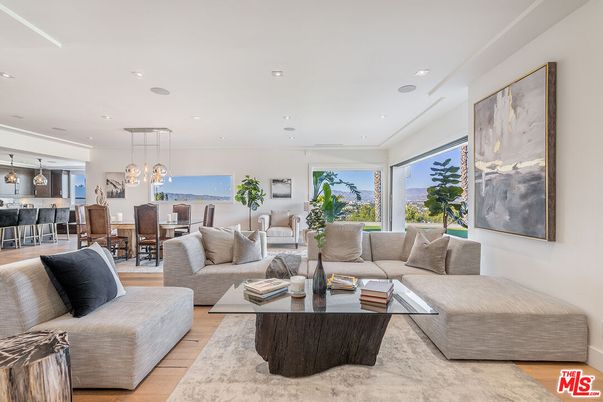 Dining room, Interior, Living room, Pendant Lights, Recessed Lighting, Wood Texture Flooring