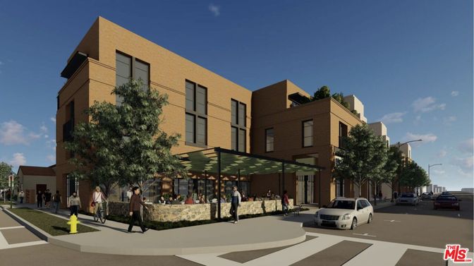 Exterior, Facade, Modern