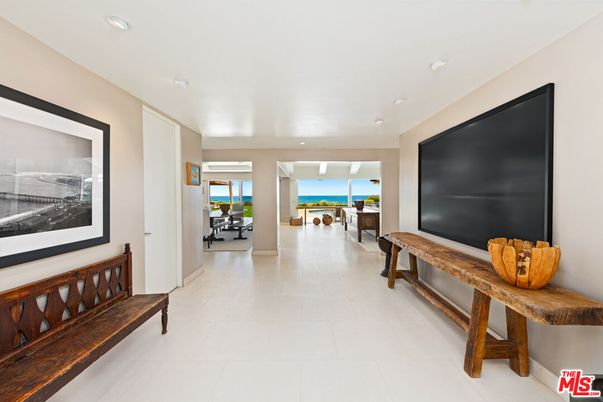 Interior, Recessed Lighting, Water