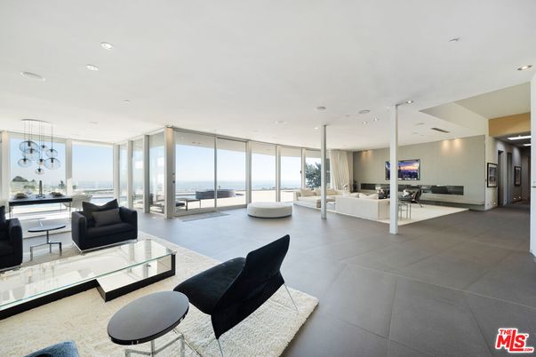 Fireplace, Interior, Living room, Pendant Lights, Recessed Lighting