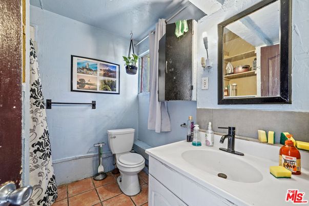 Bathroom, Interior
