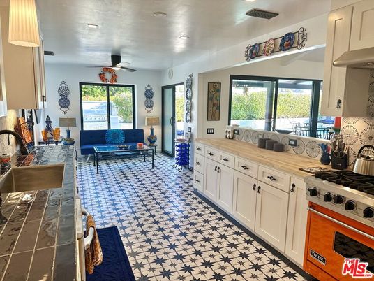 Interior, Kitchen, Living room, Recessed Lighting