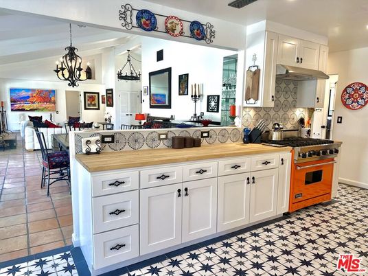 Dining room, Interior, Kitchen, Pendant Lights, Recessed Lighting