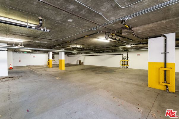 Garage, Interior