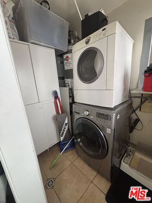 Interior, Utility Closets, Washer