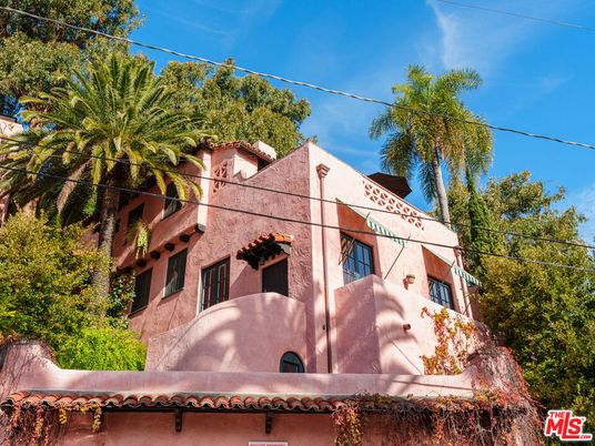 Exterior, Facade, Spanish Mediterranean