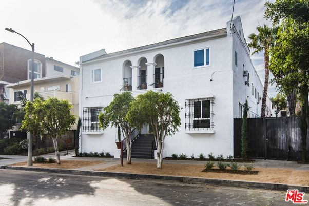 Exterior, Facade, Spanish Mediterranean