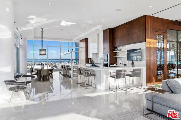 Dining room, Interior, Kitchen, Pendant Lights, Recessed Lighting, Stainless Steel Appliances