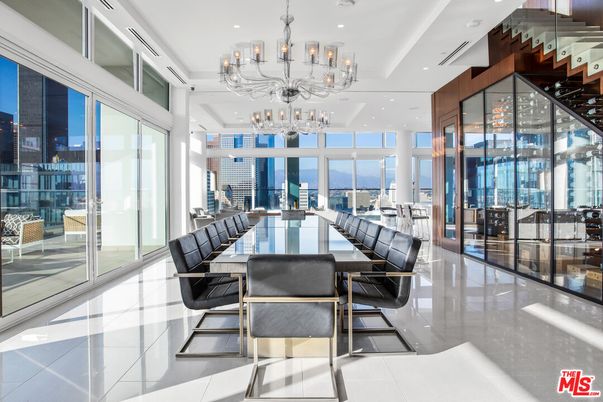 Chandelier, Dining room, Interior, Recessed Lighting