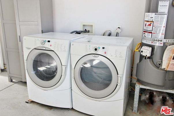 Interior, Utility Closets, Washer
