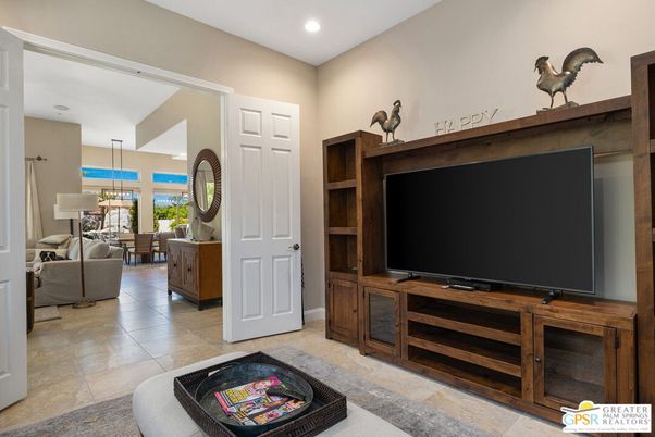 Dining room, Interior, Living room, Pendant Lights, Recessed Lighting